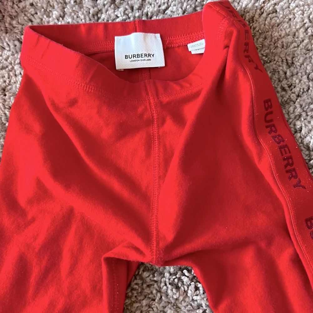 Burberry girl’s leggings, size 3Y, red